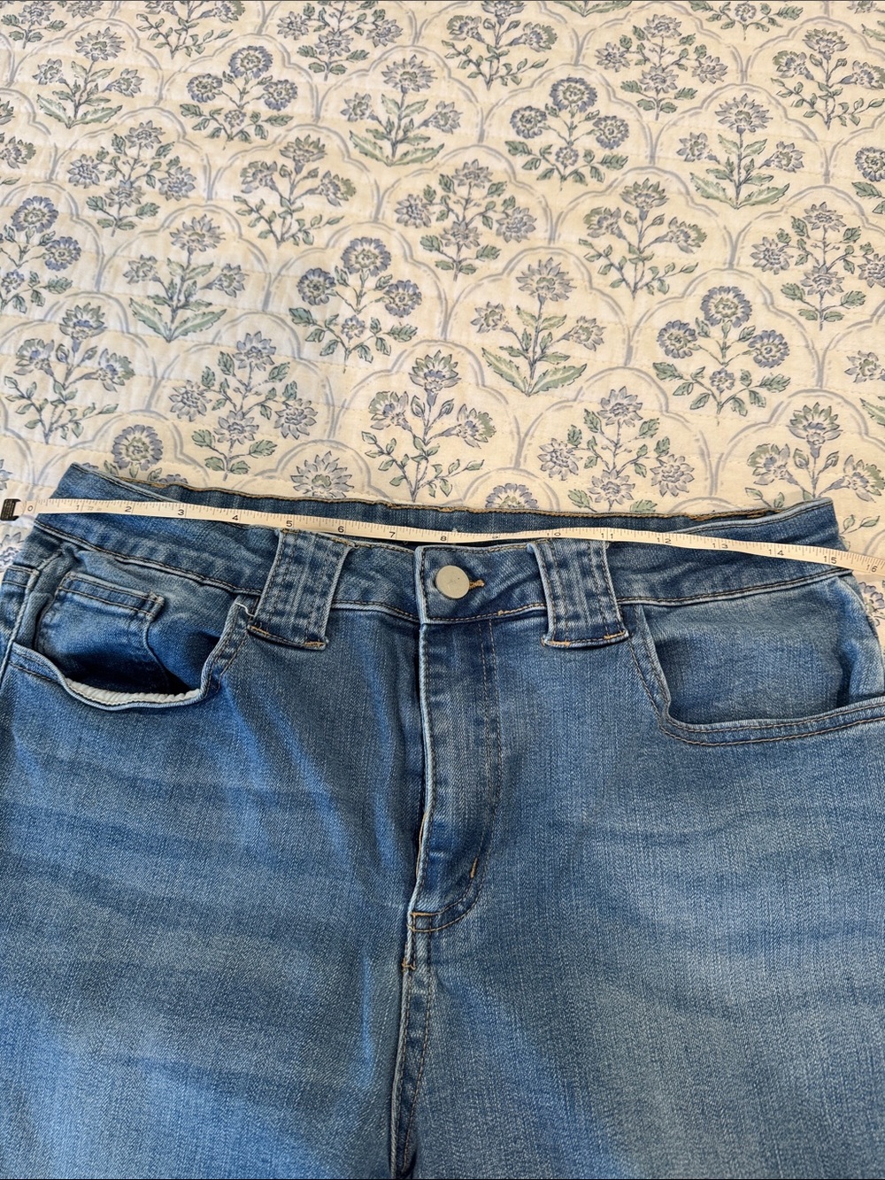 Reba Women's Medium Blue Flare Jeans - Picture 3 of 6